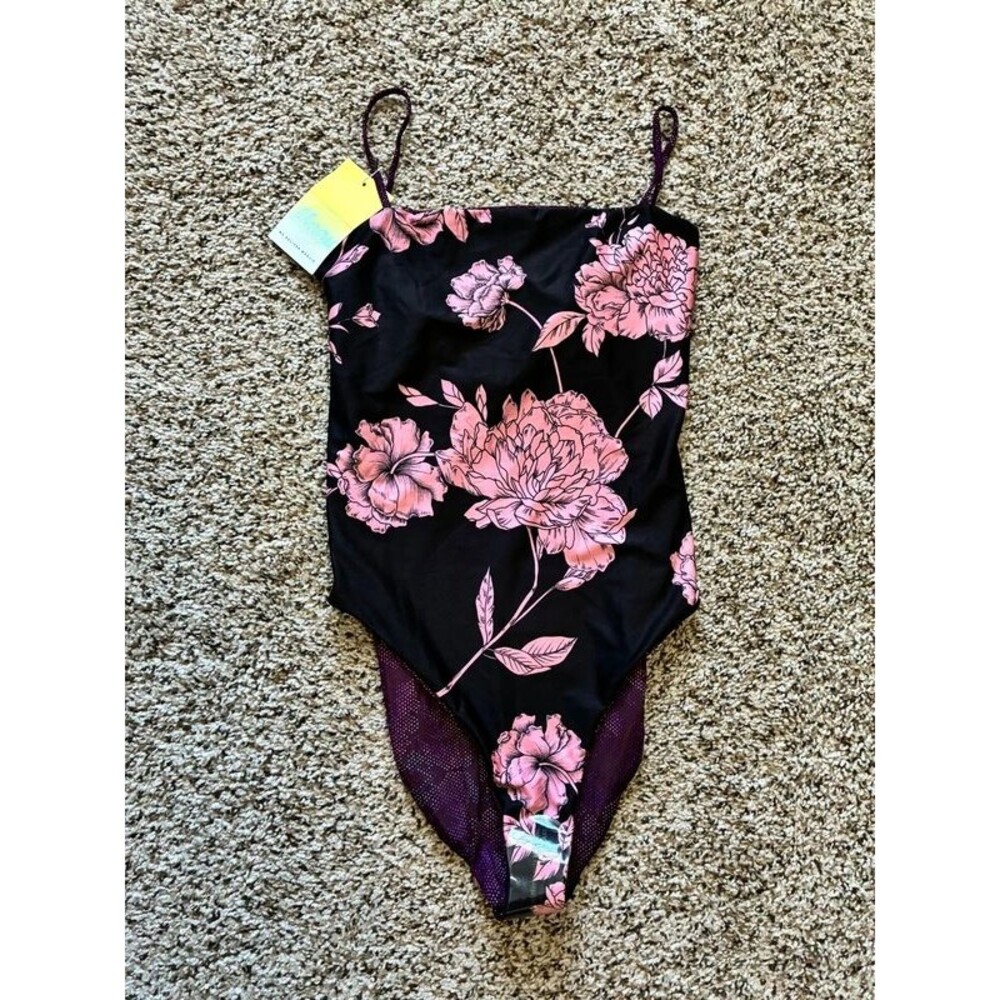 Maaji reversible, swimsuit, floral size medium floral feminine resort